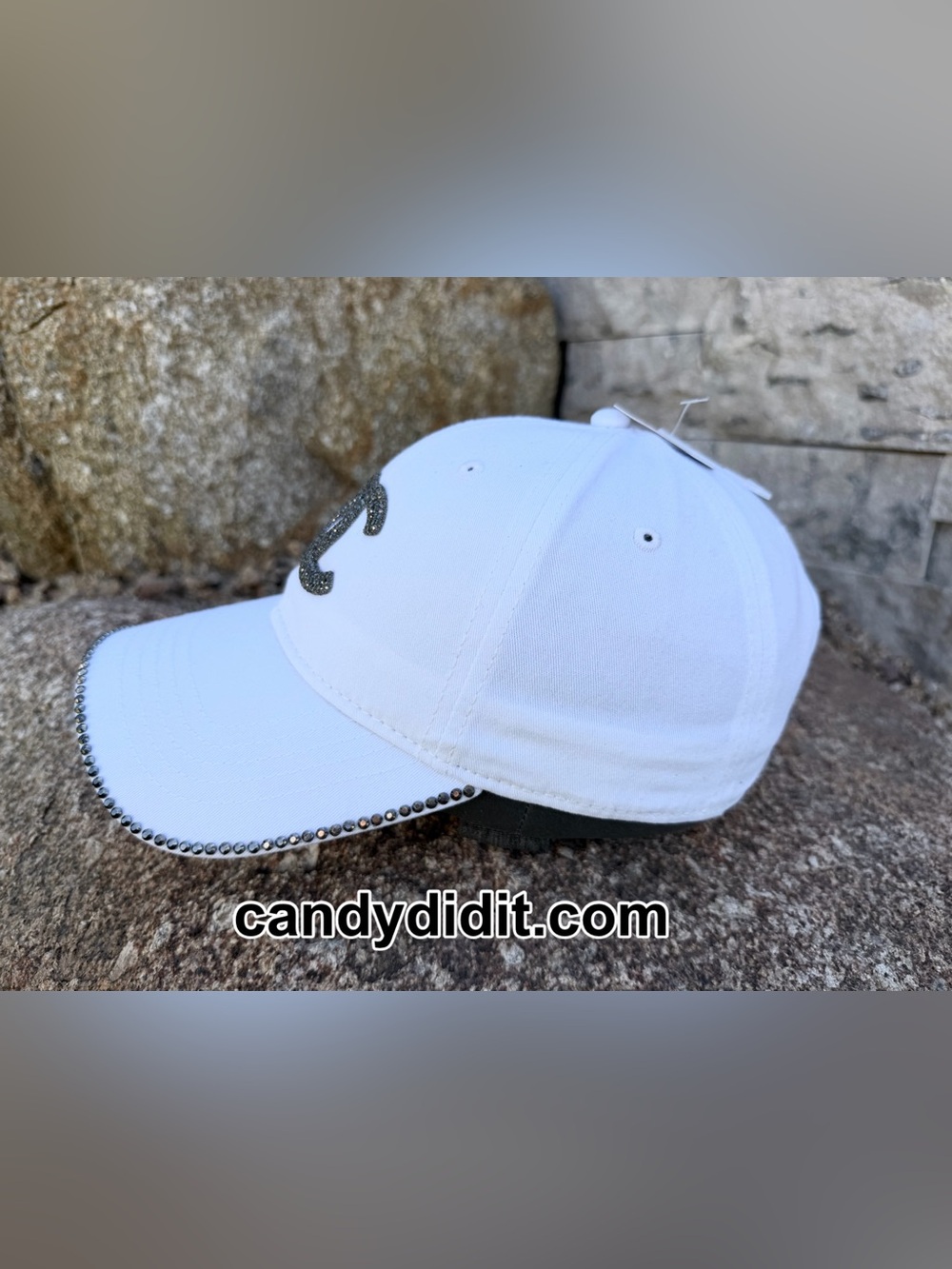 Stylish White Handmade Crystal-Embellished Baseball Cap with Interlocking Logo - Picture 7 of 11